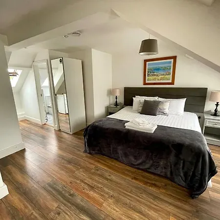 6 New Street Selfcatering Bnb Apartment 3 Bantry Exterior photo